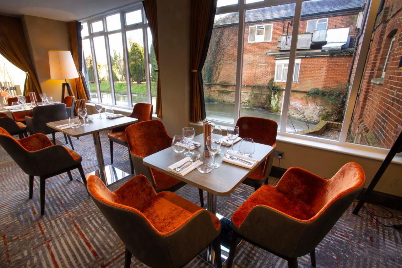 Doubletree By Hilton Reading M4 J10, An Hilton Hotel Wokingham Bagian luar foto